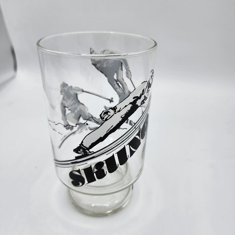 Vintage I'd rather be skiing footed pedestal 32 ounce‎ retro drinking glass